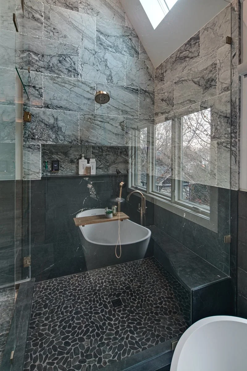 Luxe_Spa_Retreat_Frameless_Shower_Chicago-IL.jpg