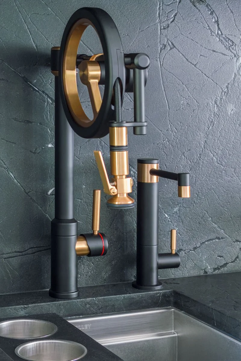 Drury-Design_Open-Concept-Dining-Room_Wet-Bar_Waterstone-Wheel-Pulldown-Faucet.jpg