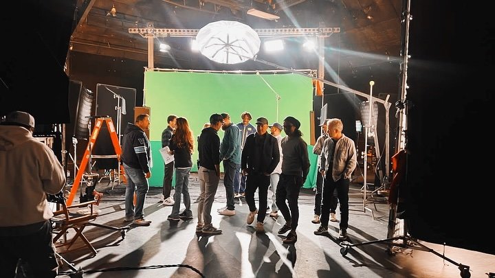 🧰 PRODUCER WORK: Green screen stufffffff 🍀

#producer #production #video #greenscreen #studio