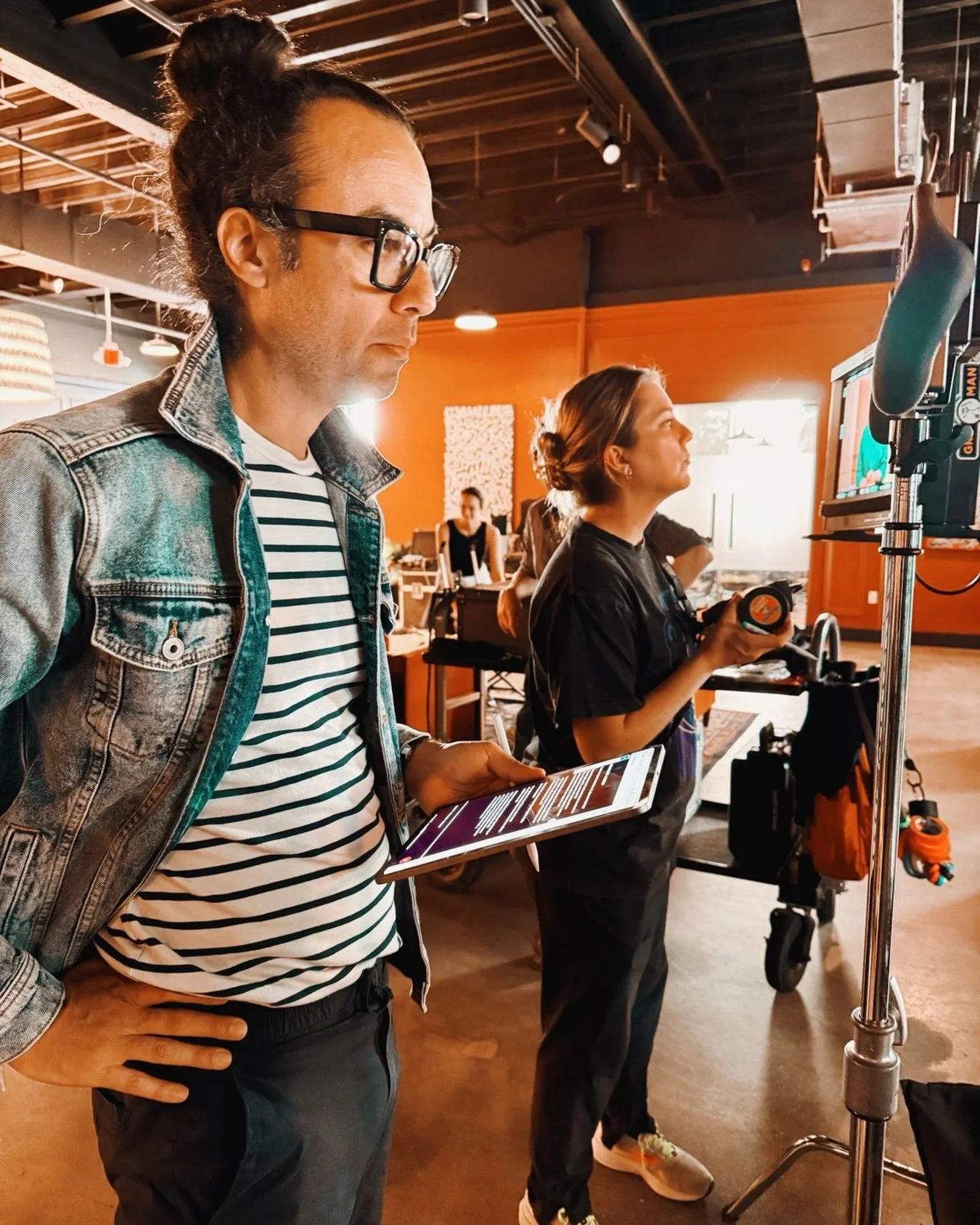 🎬 DIRECTOR&rsquo;S WORK: Lately I&rsquo;ve been thinking a lot about why I love directing documentary content so much.

It&rsquo;s the real moments. The imperfect ones. The stuff you can&rsquo;t plan, fake, or storyboard.

I love showing up with cur