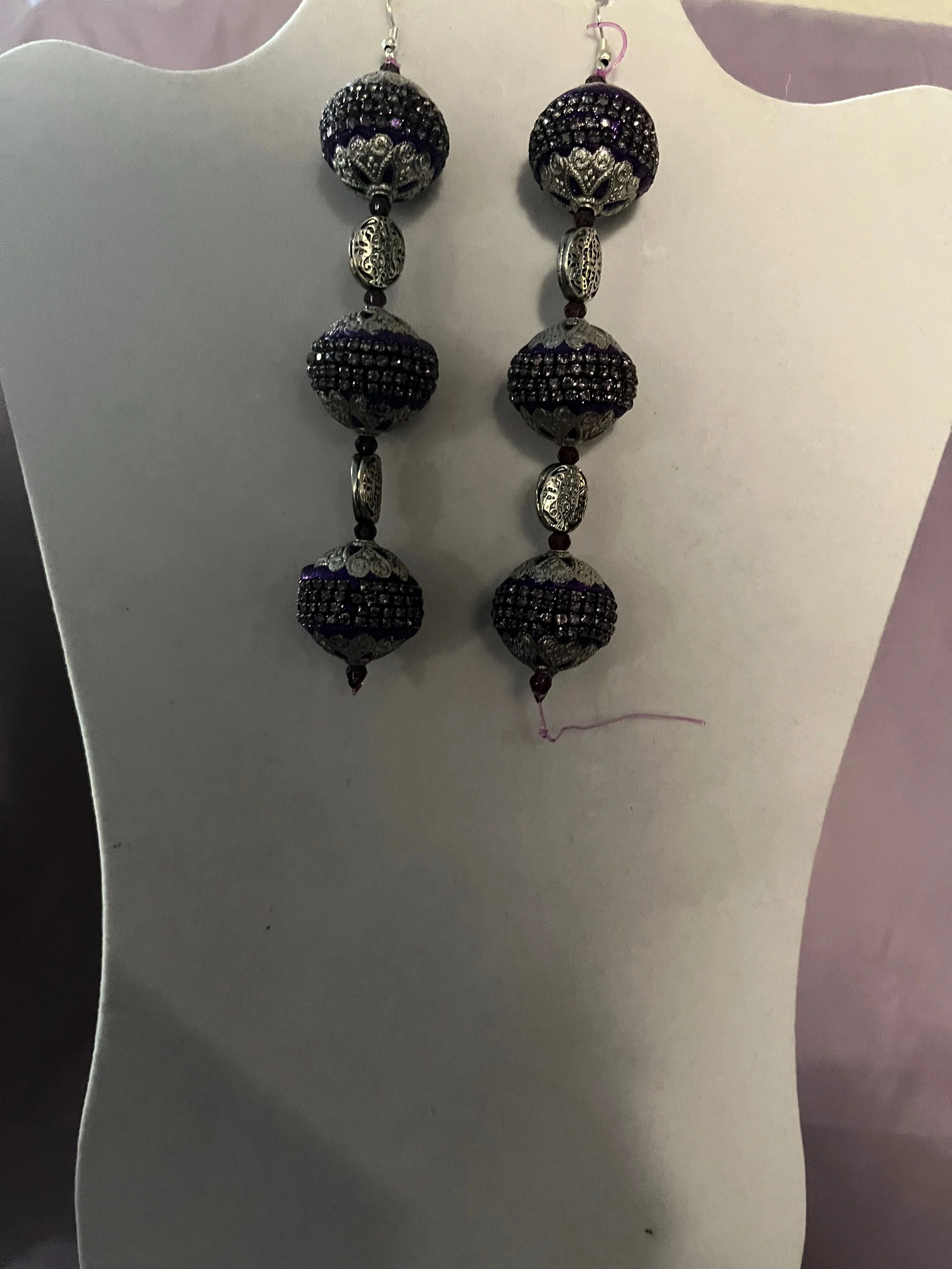 Custom Purple Bauble - Dorsay