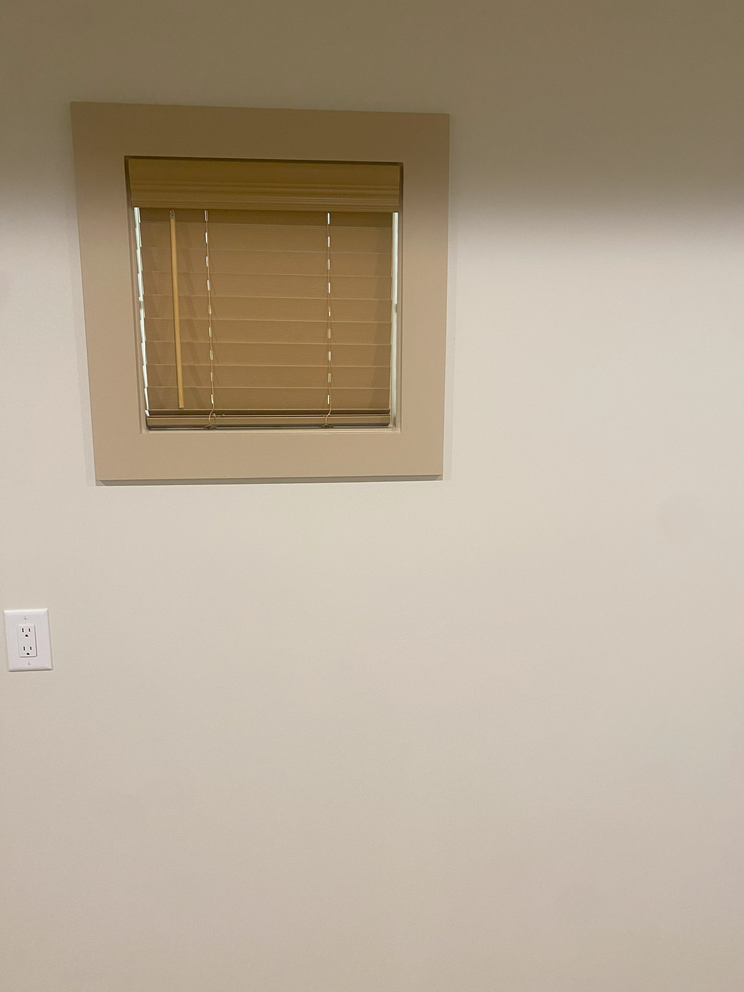 Small square window blind