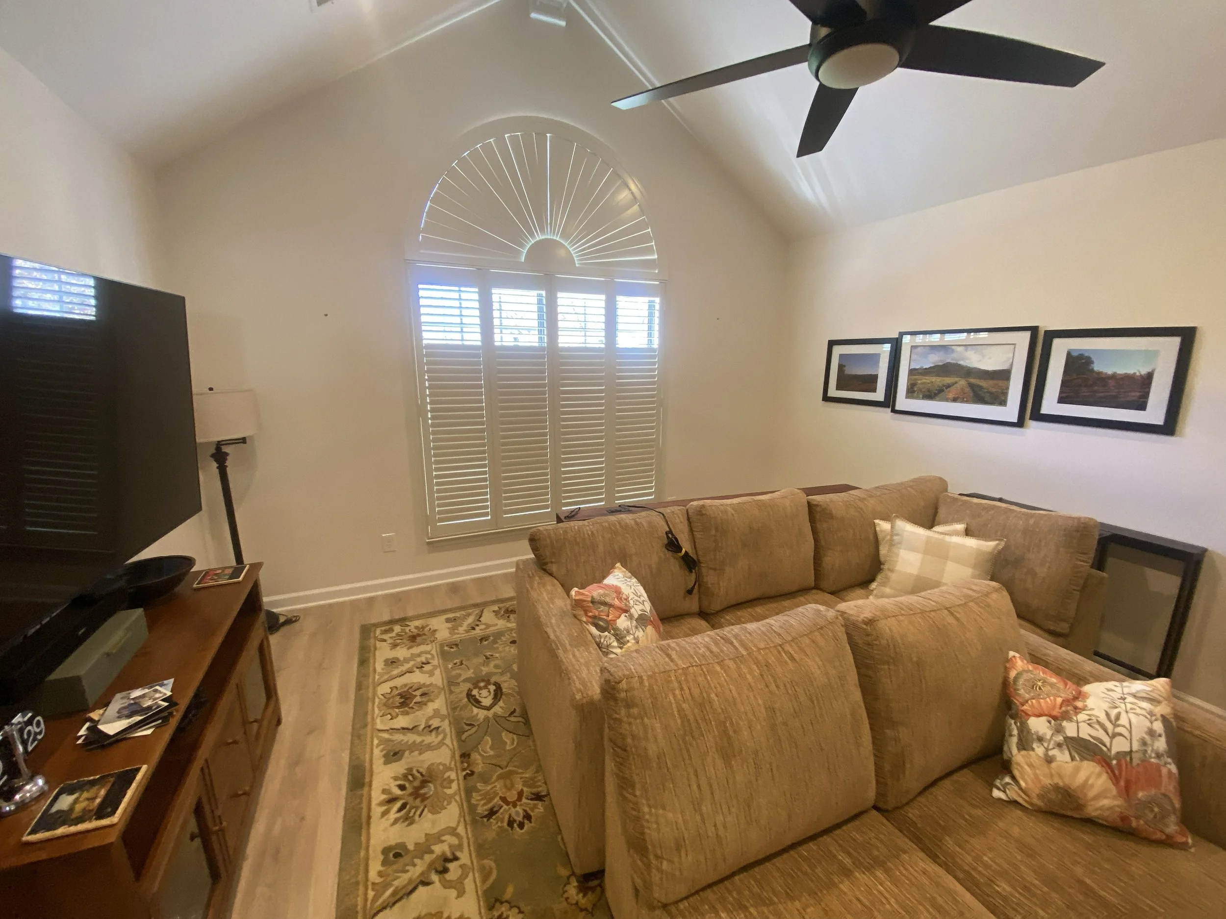 Transom Split tilt Shutter with fan louver arch cover