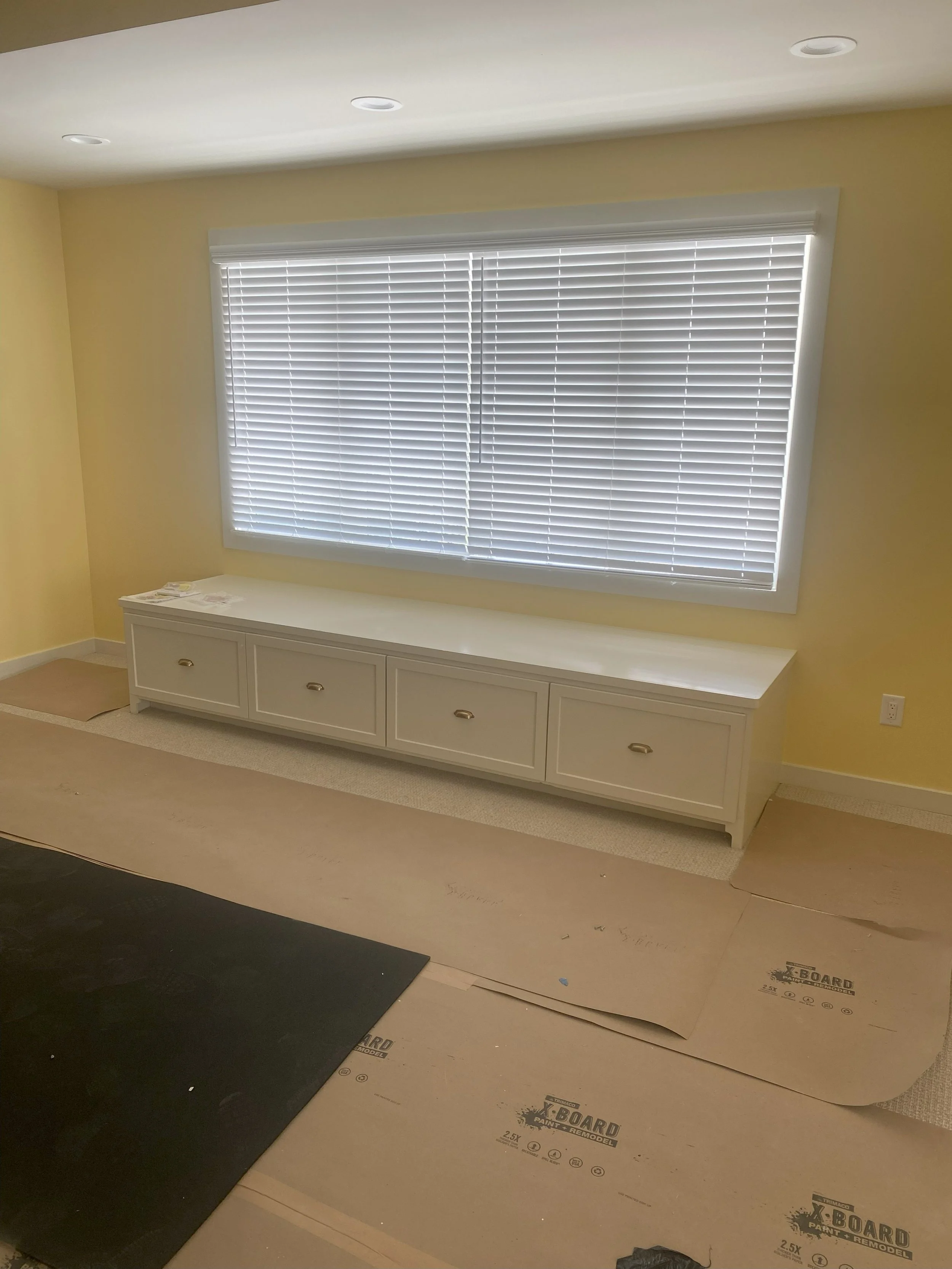 Single Blind Double Window