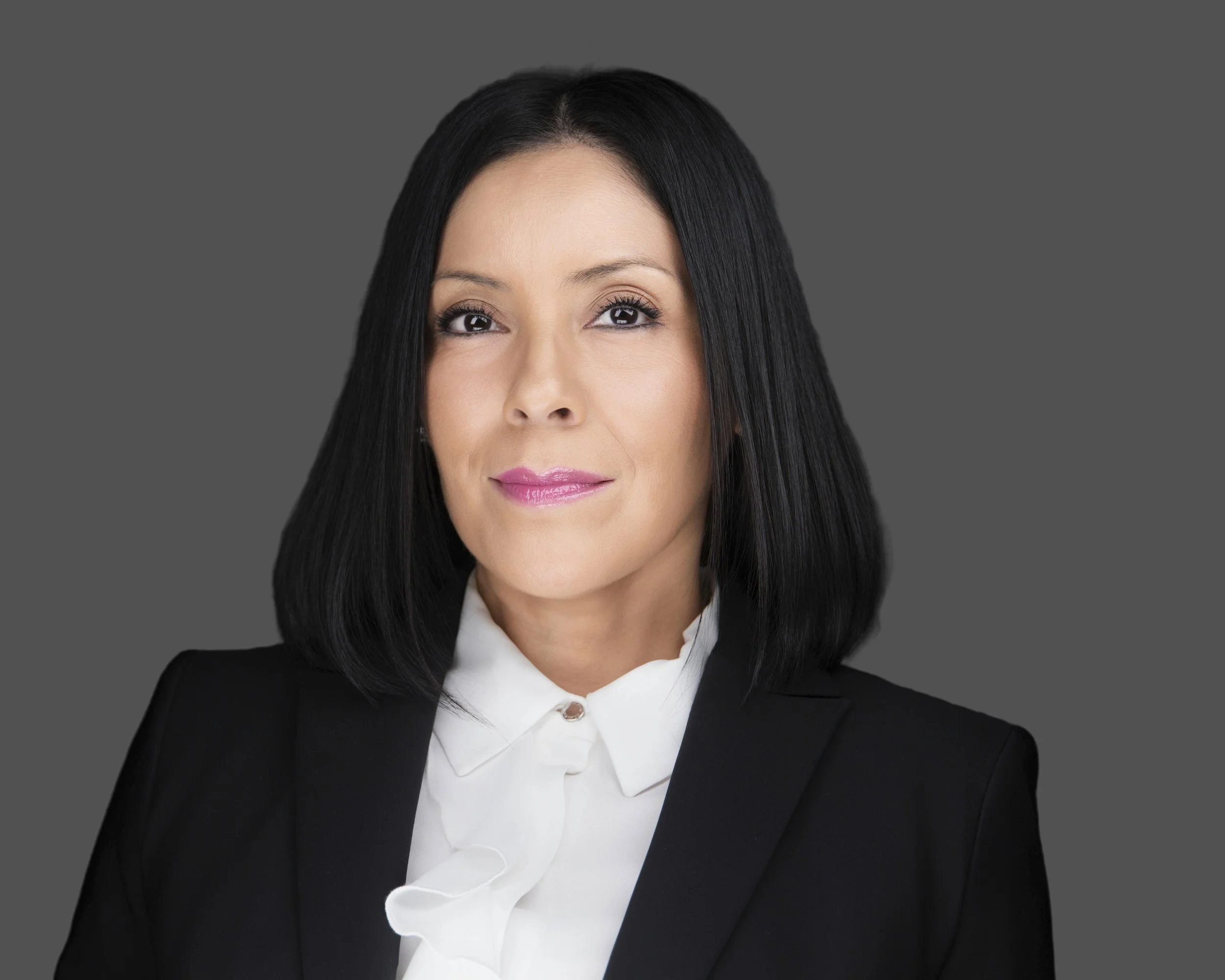 Business-Headshot-Maria Perez-Steven B Studios-Larose Law.jpg
