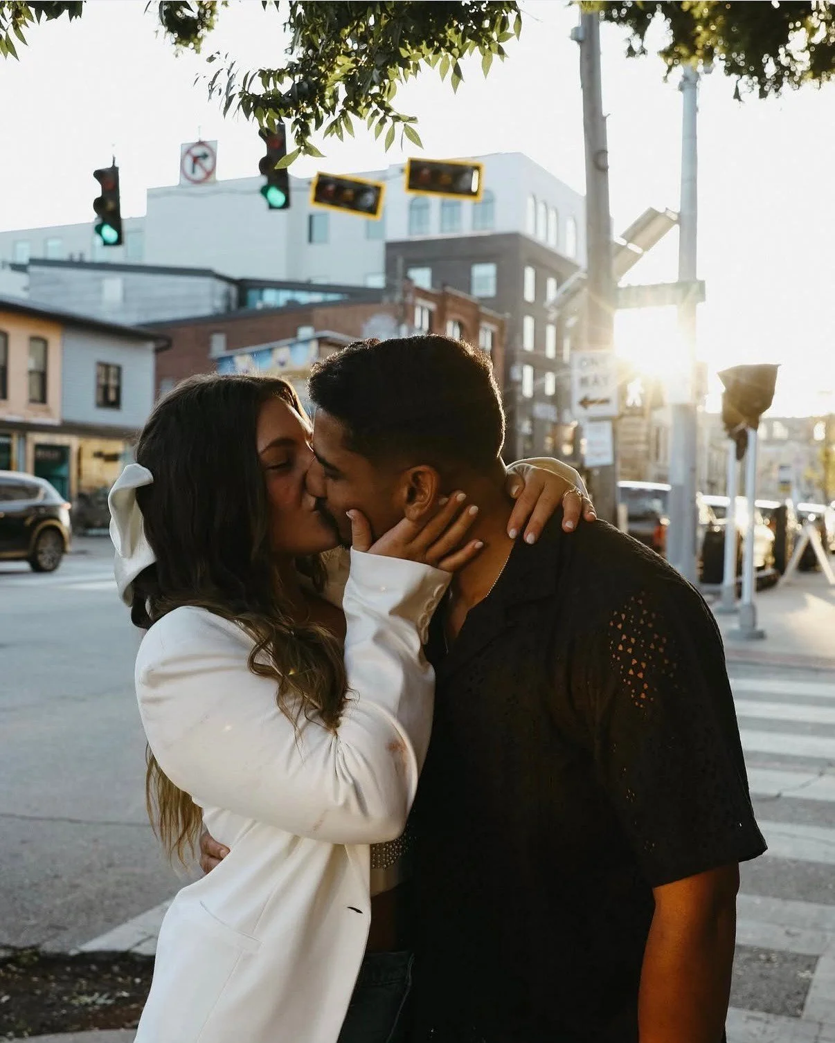 NuLu is for lovers. 🫶 Stay tuned for Valentine's Day events and specials around the neighborhood!

📸: @lexiedawsonphoto