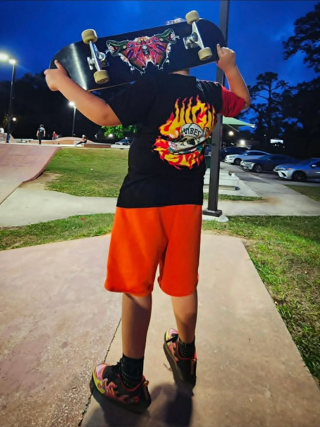 Little bro holding it down.
Nugs out at the park with the Atticus Moth deck in full color. 

Built for late sessions and the next generation coming up behind us.

Deck linked.
https://www.atticusskateboards.com/all/p/atticus-moth-board-color

#Atticu