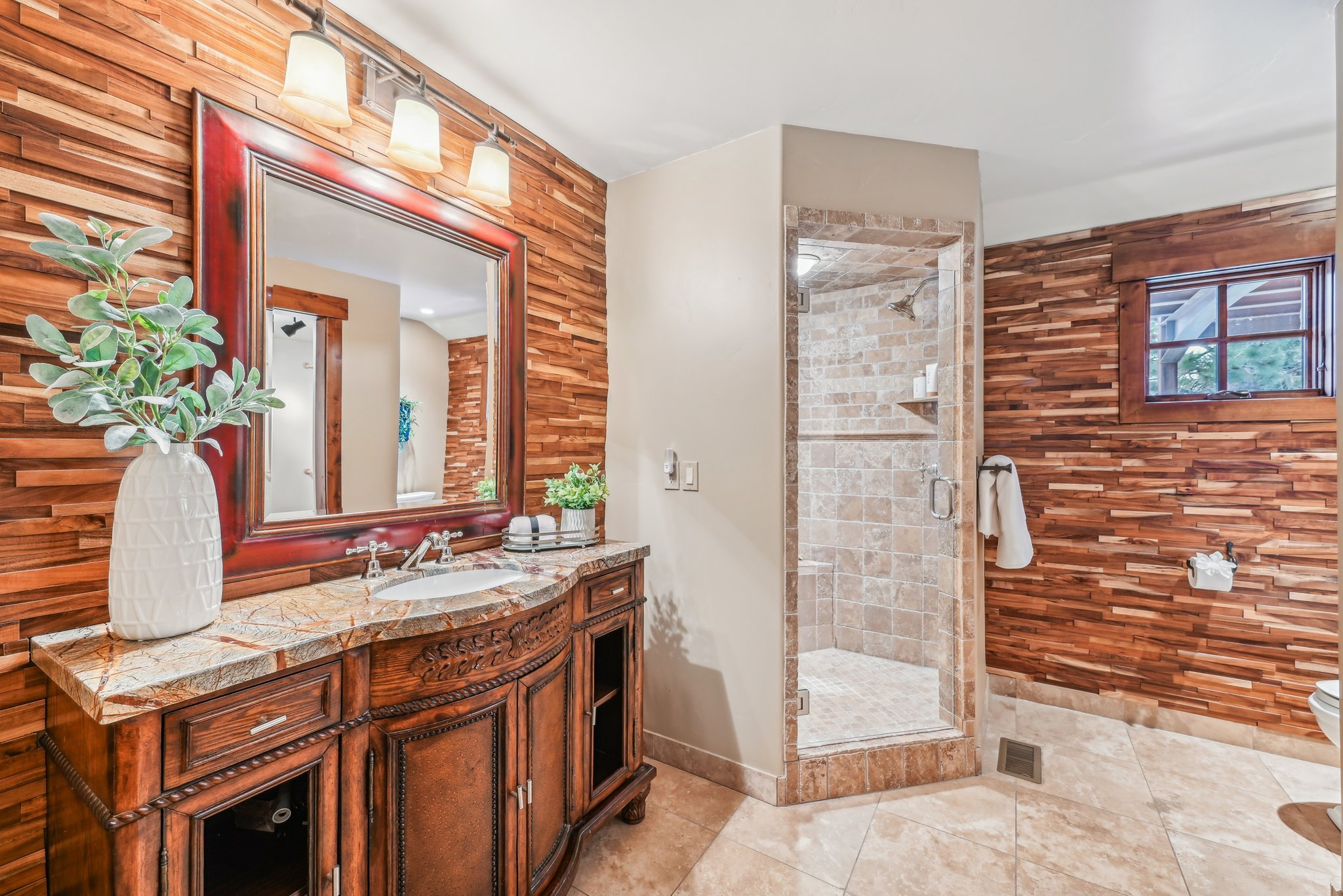 40 39-web-or-mls-Moray Ct-039.jpg