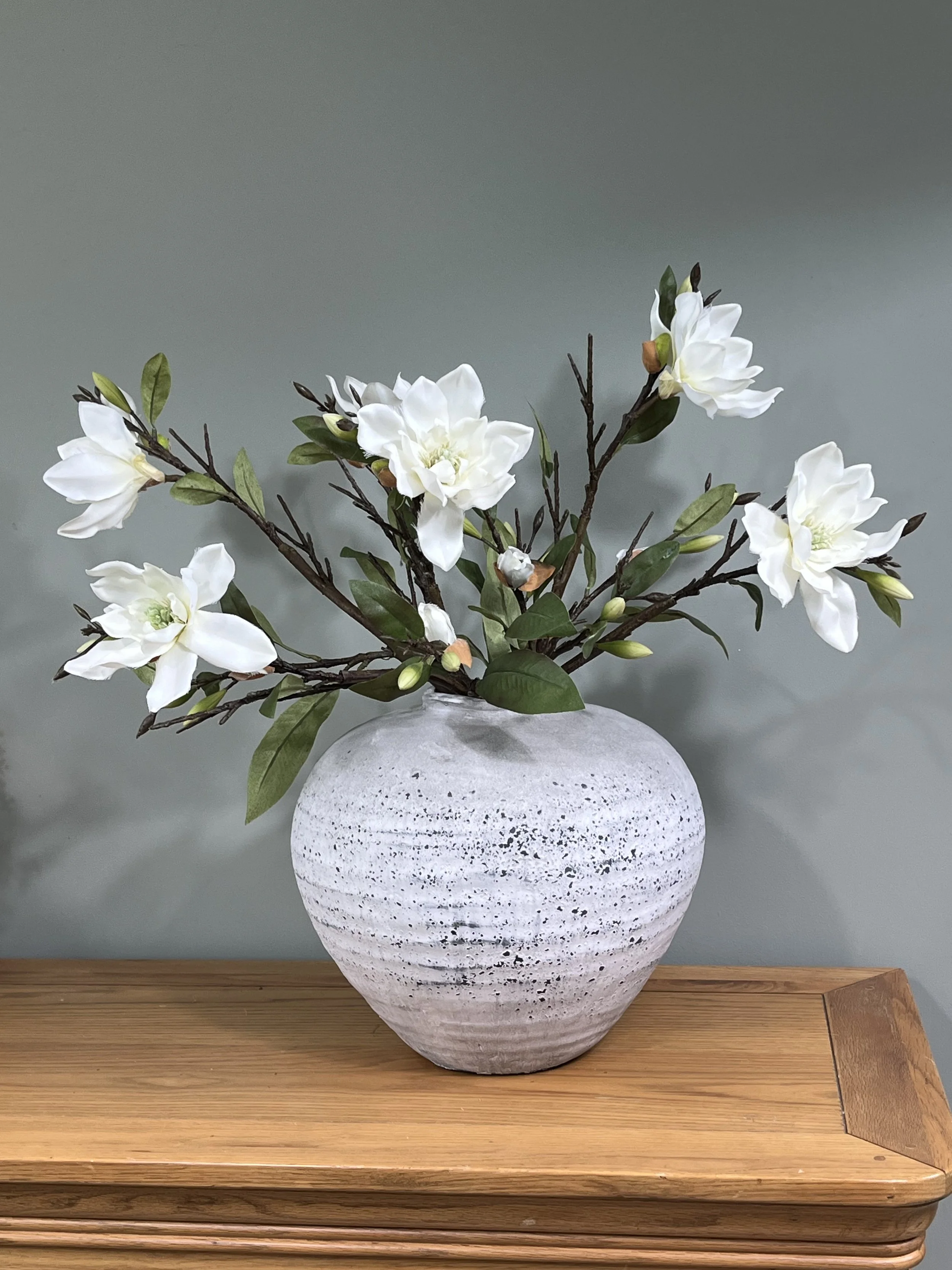 Luxury Magnolia Bouquet Gift
