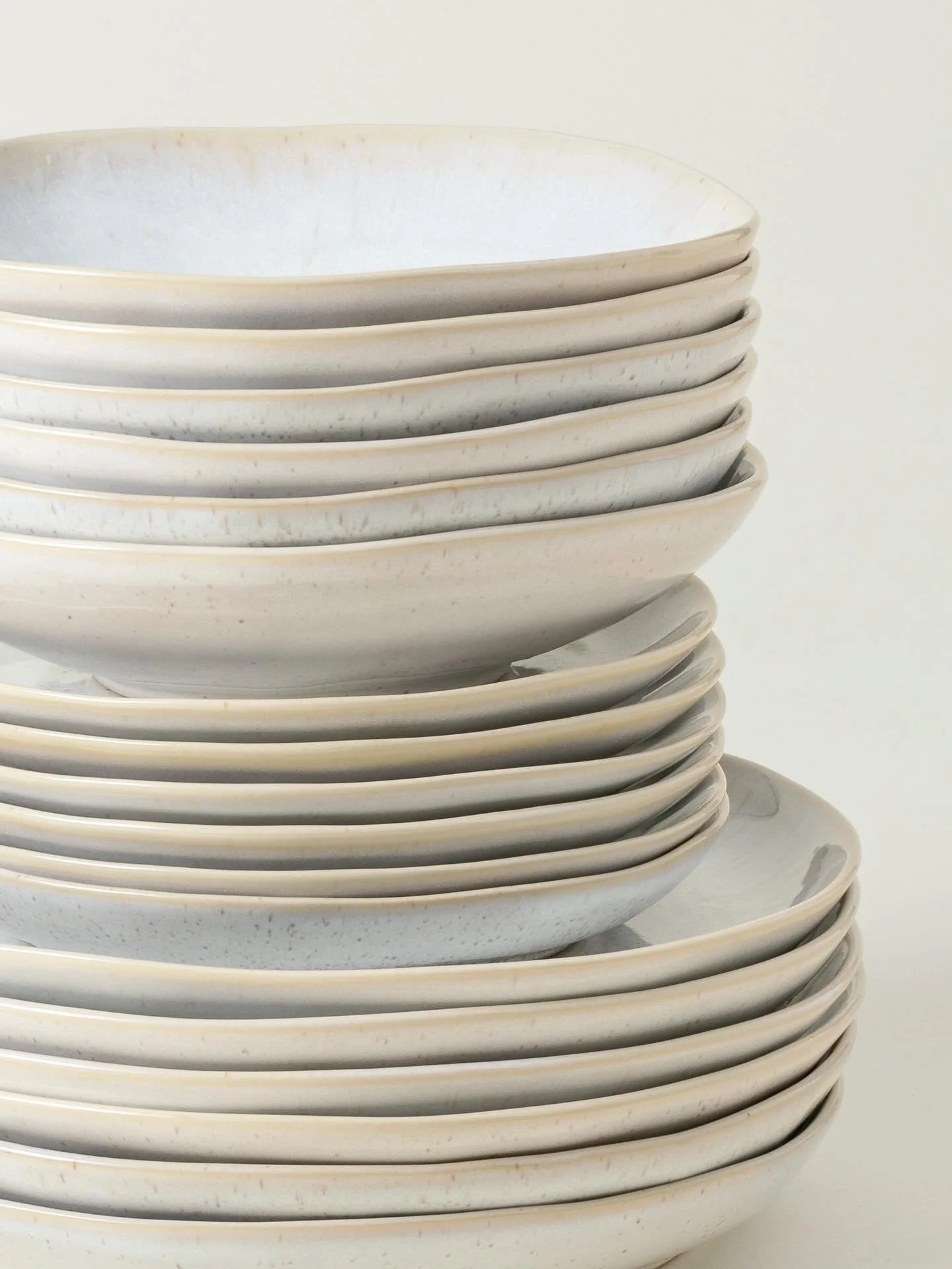 We are thrilled to have our Casafina Eivissa range back in stock after a complete sell out!  A heartfelt thank you to everyone on our wait list - we truly appreciate your patience .#casafina #eivissa #dinnerware #orkishome #portugueseceramics #summer