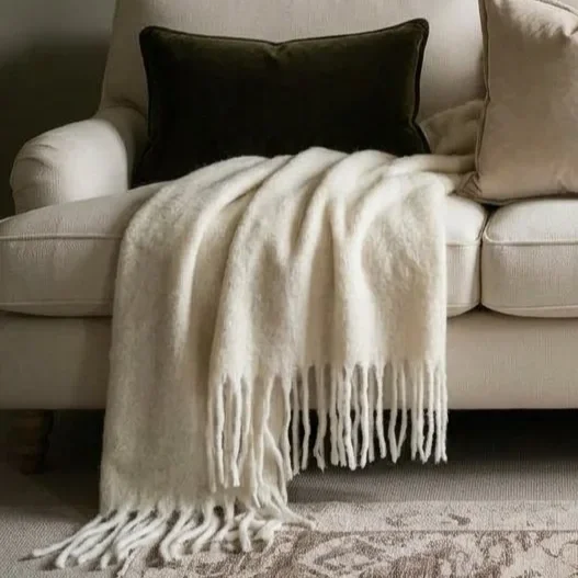 Nala Soft Ecru Throw 140 cm x 180 cm