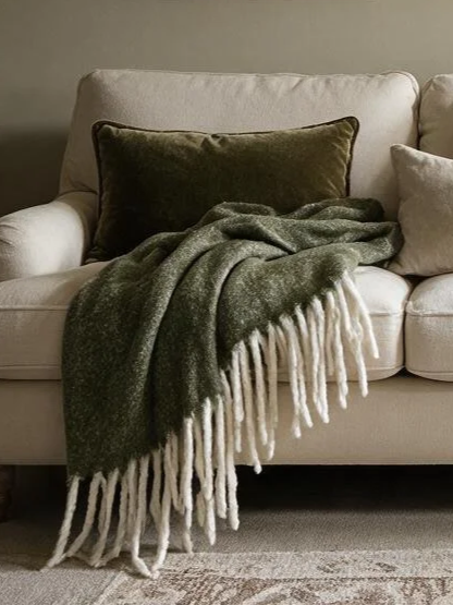 Liba Soft Olive Green Throw 130 cm x 170 cm