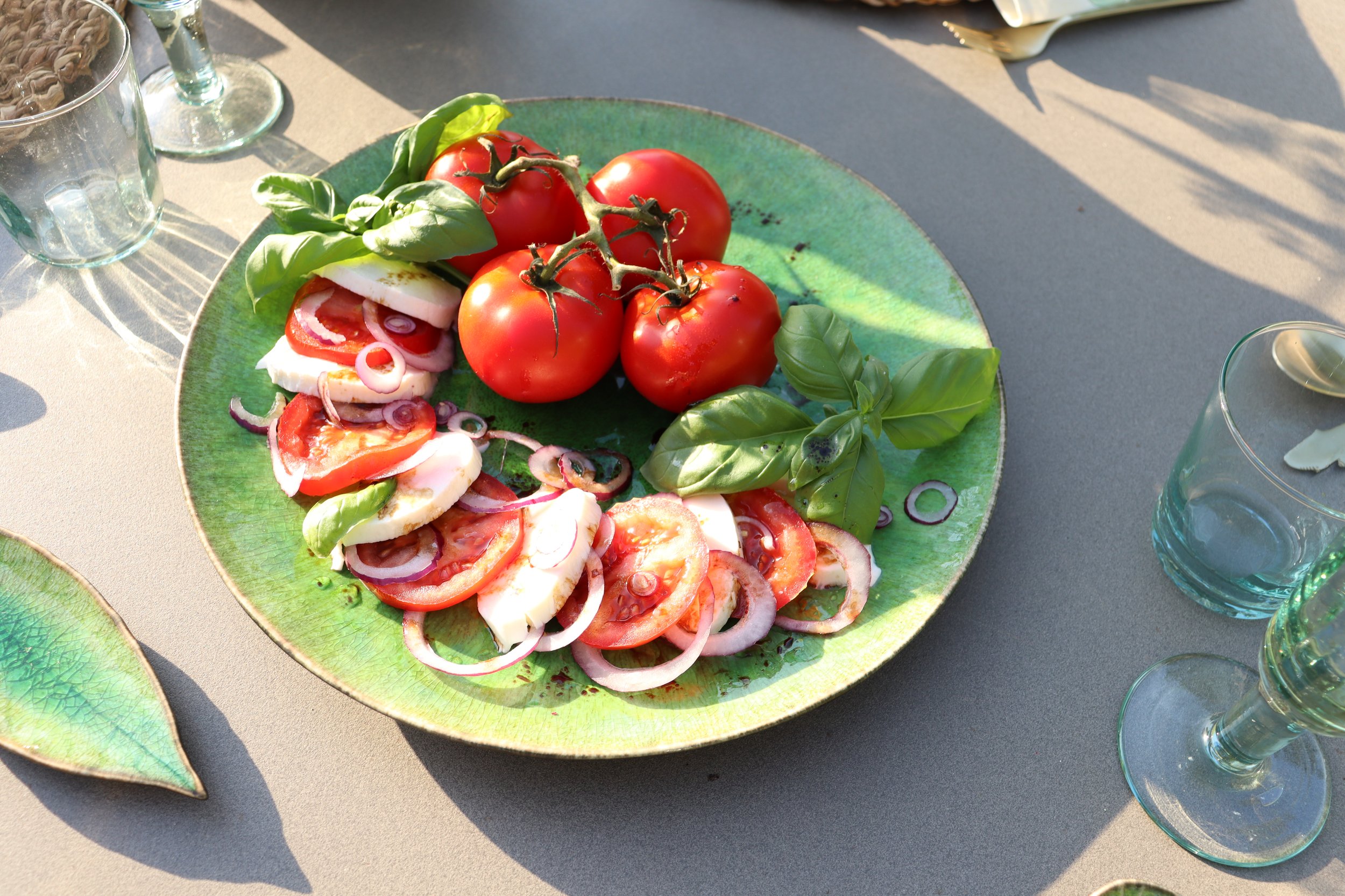 Costa Nova Riviera Tomate Round Platter/ Charger 31cm