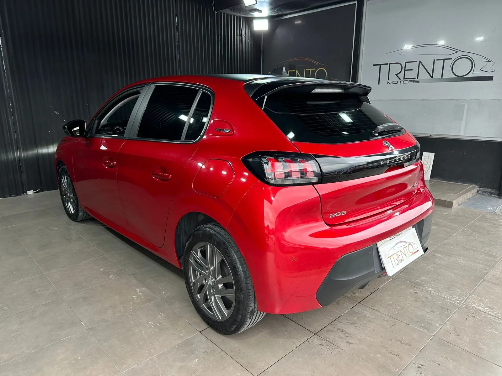 WhatsApp Image 2026-04-17 at 13.34.49 (1).jpeg