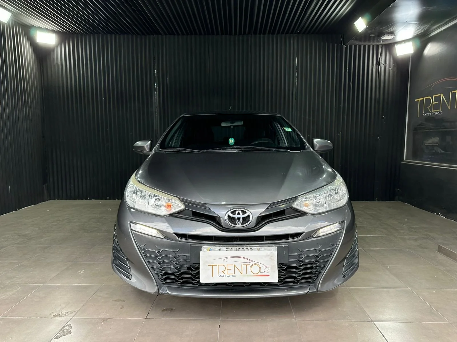 TOYOTA YARIS 2020