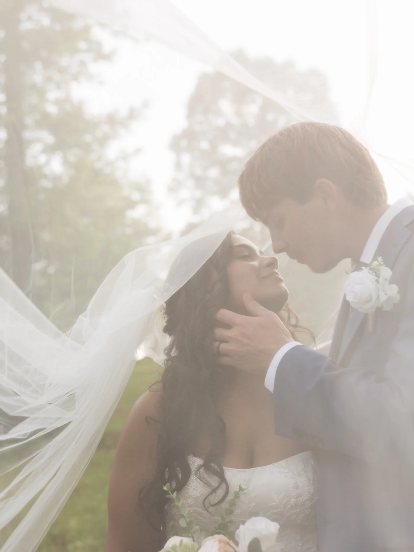 Spring wedding season is almost here and I&rsquo;m sooo ready for it 🌸✨ the florals, the sunshine, the happy tears, the dance floors&hellip; give me ALL of it.

If you&rsquo;re planning a 2026 or 2027 wedding in Georgia (North Georgia, Athens, Atlan