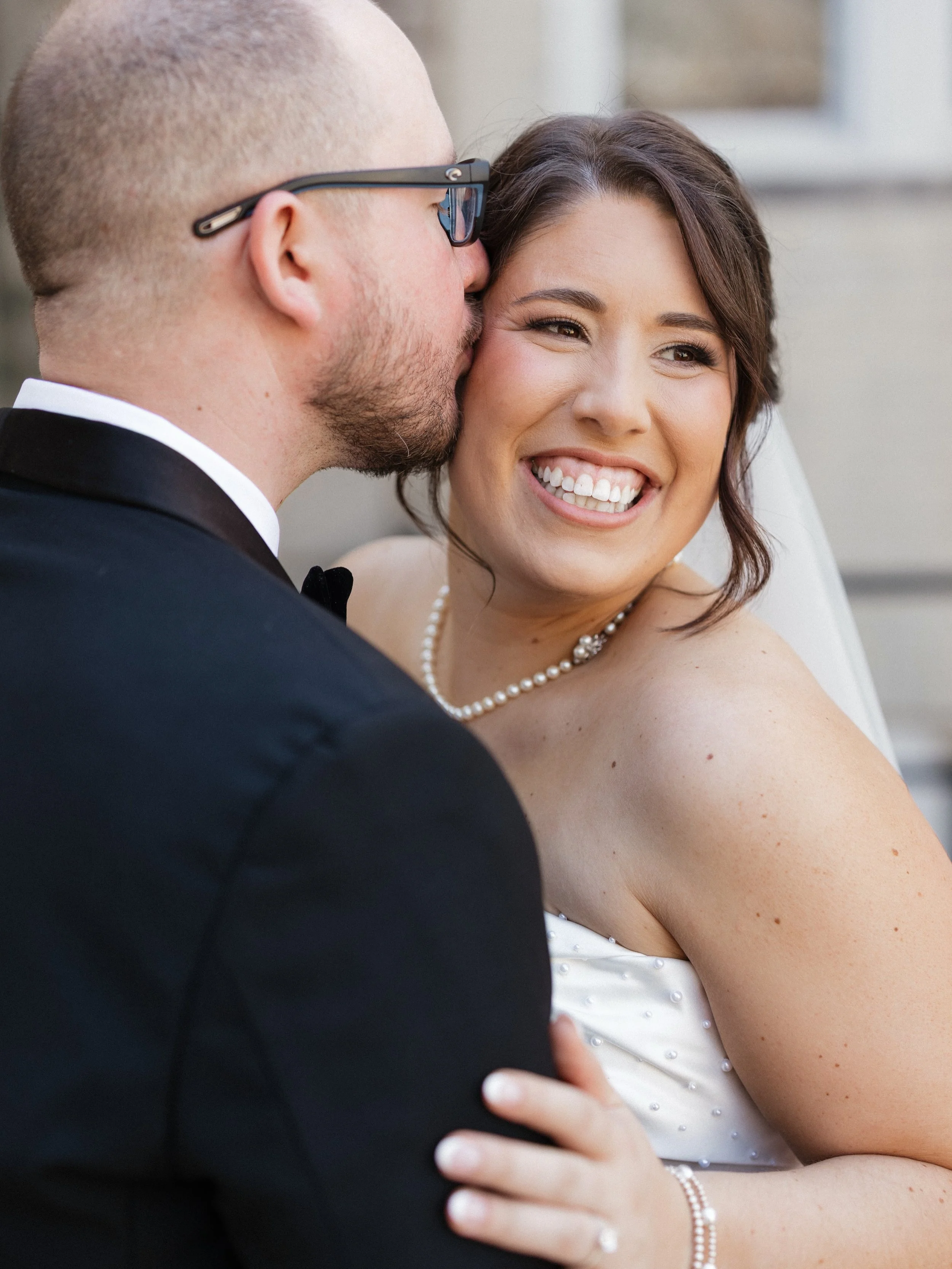 These portraits were taken just minutes after Lily and Preston&rsquo;s first look, and I don&rsquo;t think either of them stopped smiling the entire time.

There&rsquo;s something so sweet about those first few moments together. The nerves are finall