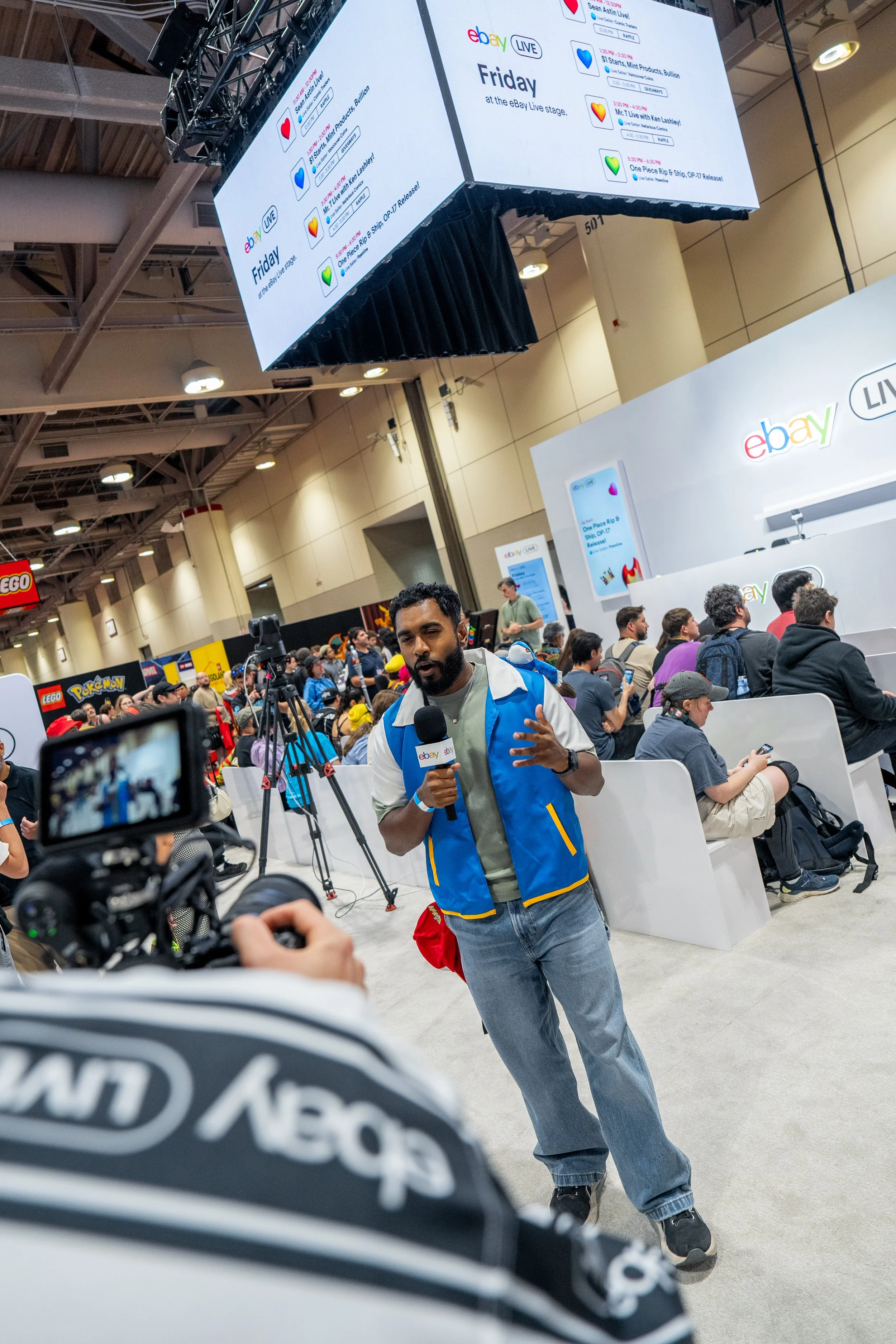 What do cosplayers do for a living at the 2026 Fan Expo eBay booth