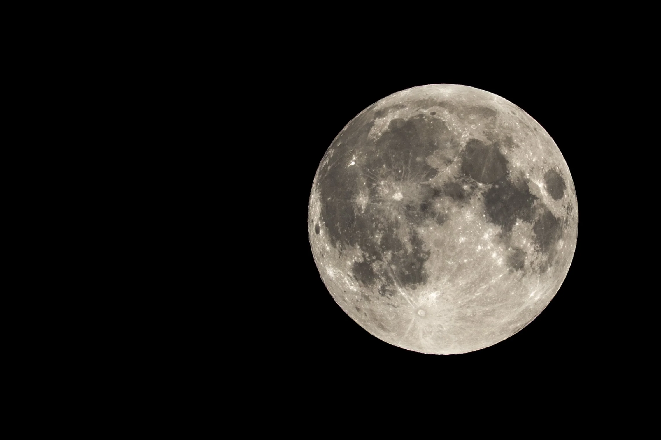 IMG_2015_02627_Supermoon.jpg