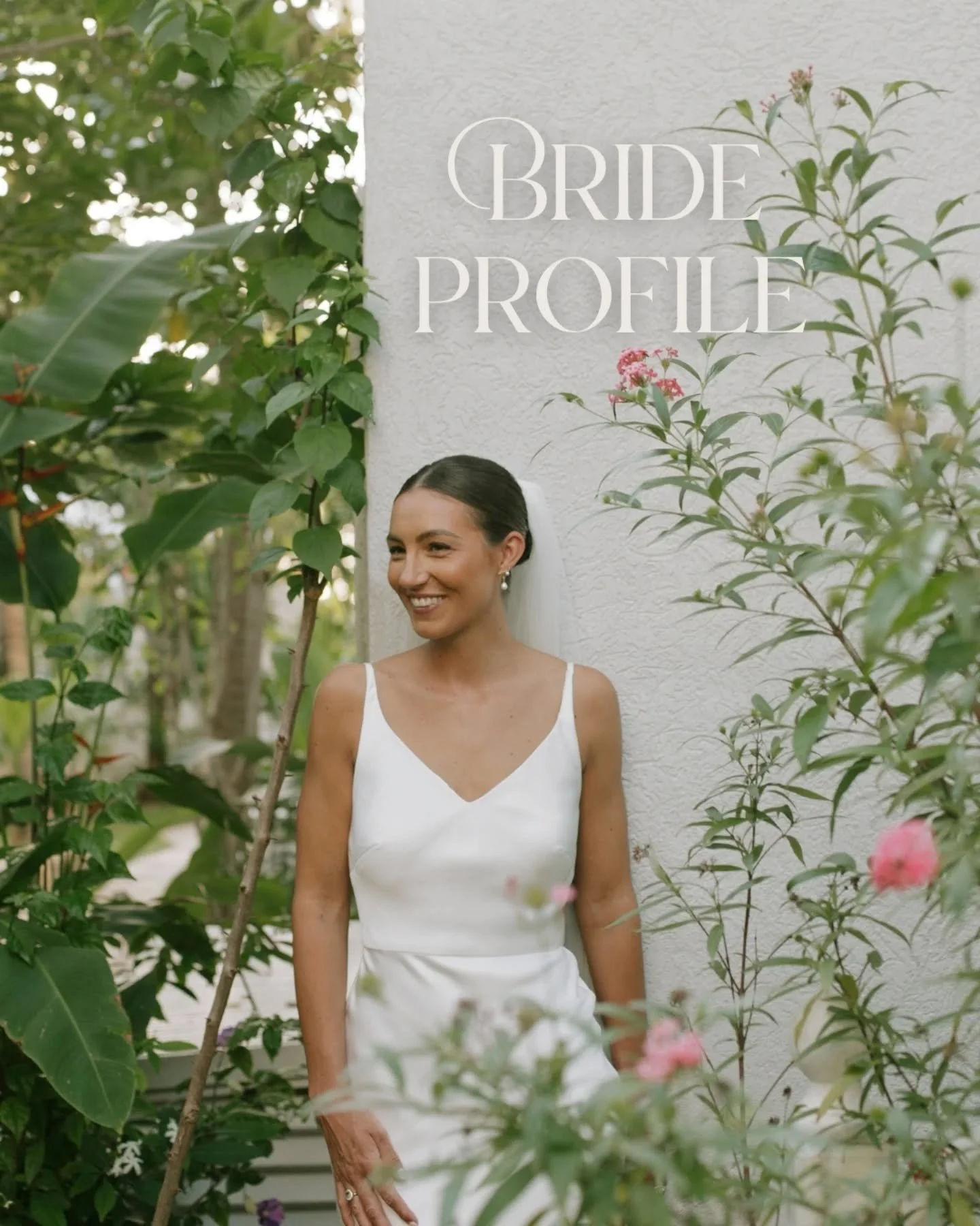 BRIDE PROFILE | Focused styles, clean lines with a pinch of super cool bride. Meet Laura and her chosen look for two very different wedding celebrations! 

Laura enjoyed browsing our capsul collection, which is a calm and enjoyable experience.

She c