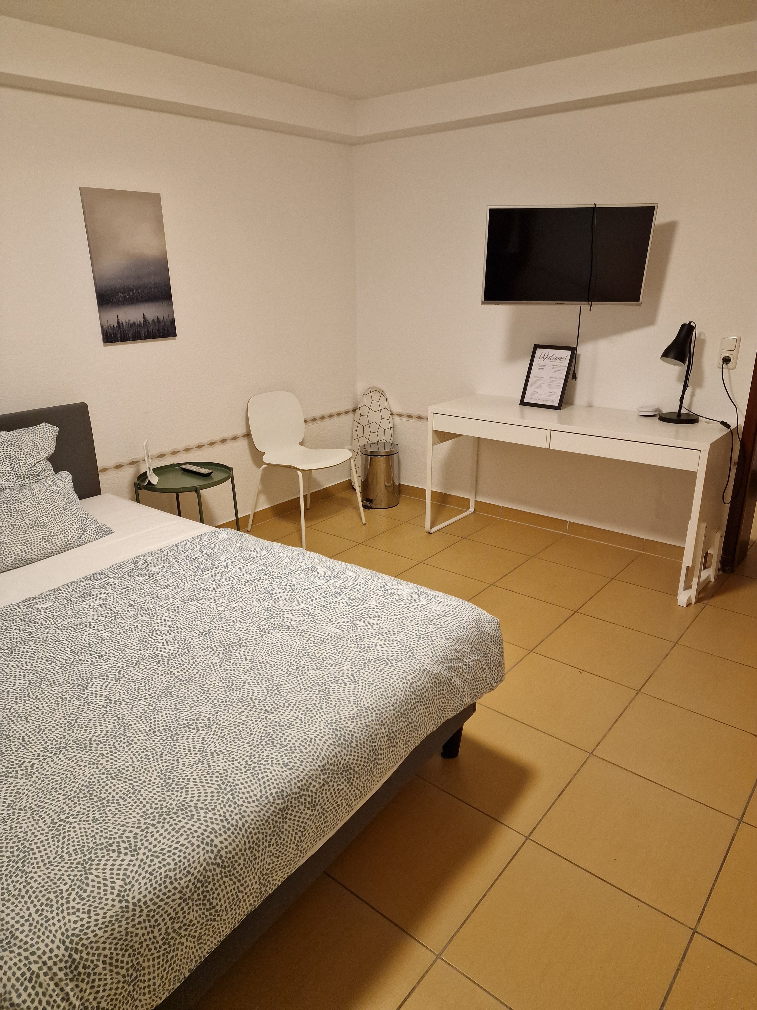 Mörfelden – Basement Apartment | Private Entrance