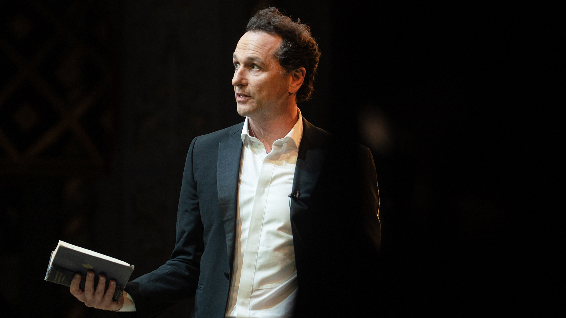 Playing Burton, The Old Vic. 
Photography: Martin Bedell