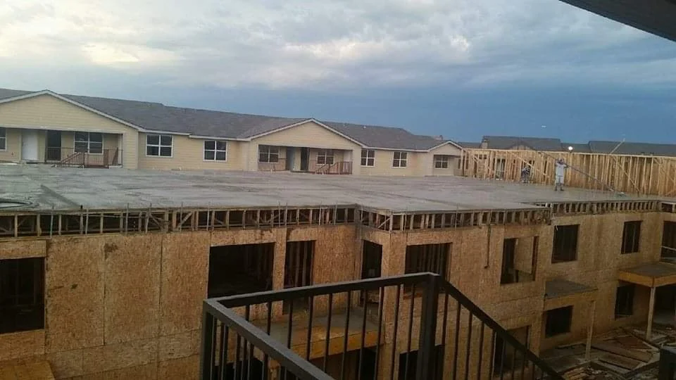 COMMERCIAL BUILD- CONCRETE AND FRAME