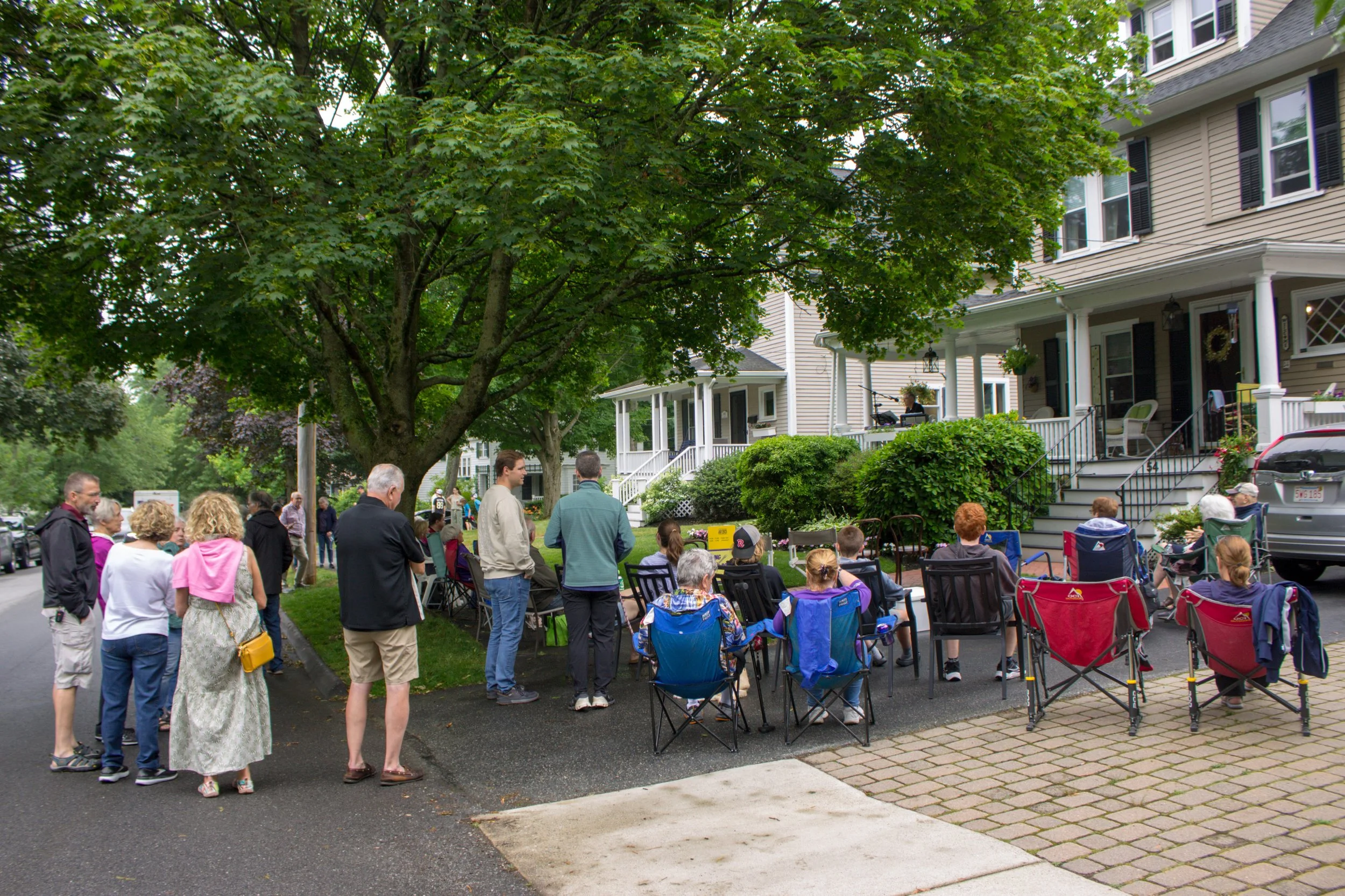 Reading PorchFest 2025: music, community, and connection shine through the rain