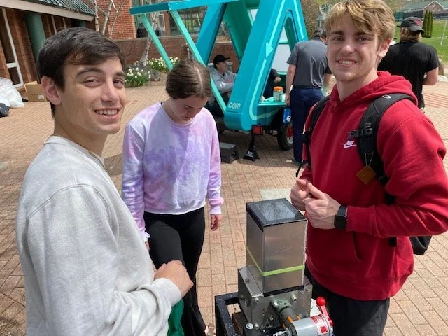 Reading Public Library: turning plastic trash into public art on 7/31 and 8/1