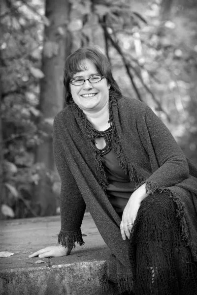 LiveWires: An Exploration with Sarah Hodge-Wetherbe