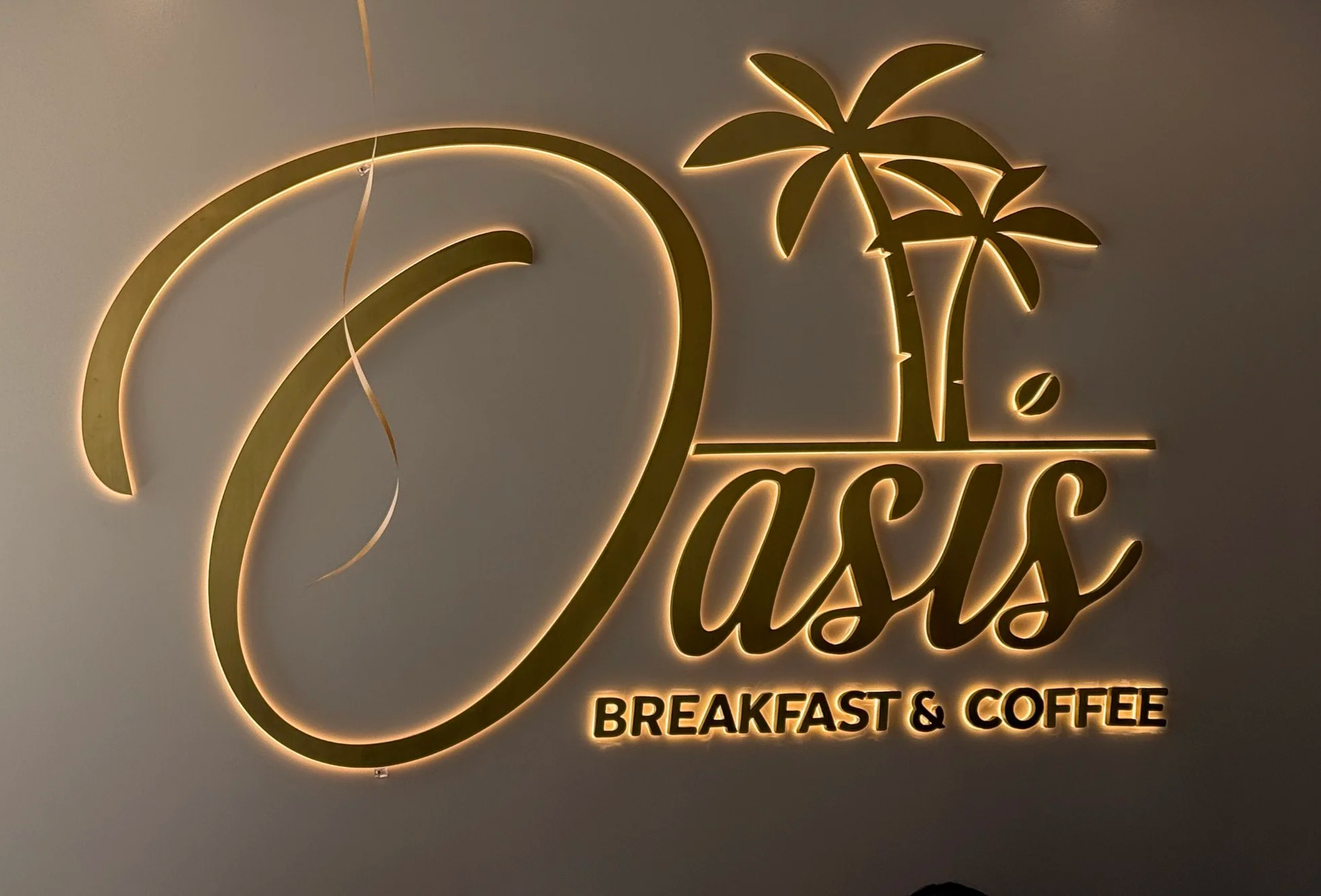 Oasis Breakfast &amp; Coffee grand opening in downtown Reading
