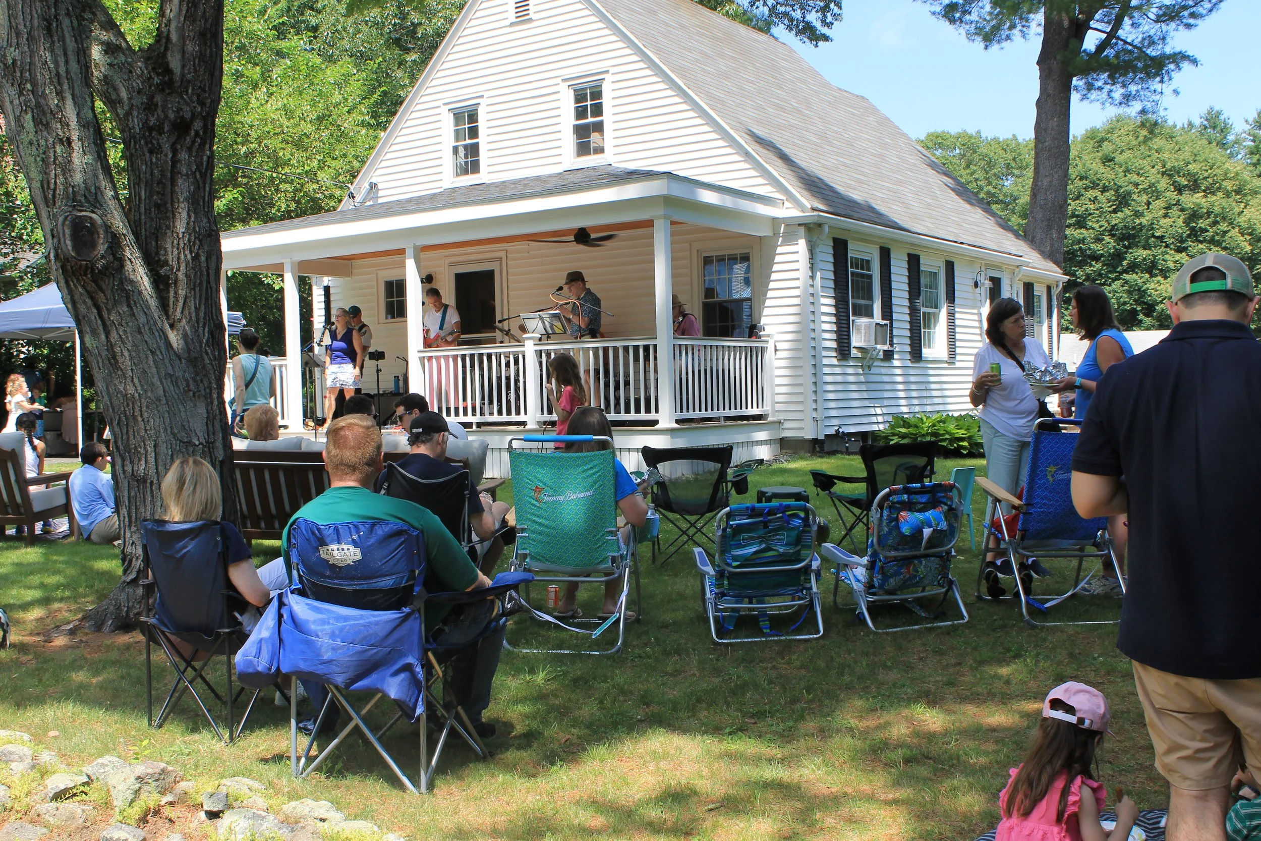 Music fills the streets as Porchfest returns to Reading