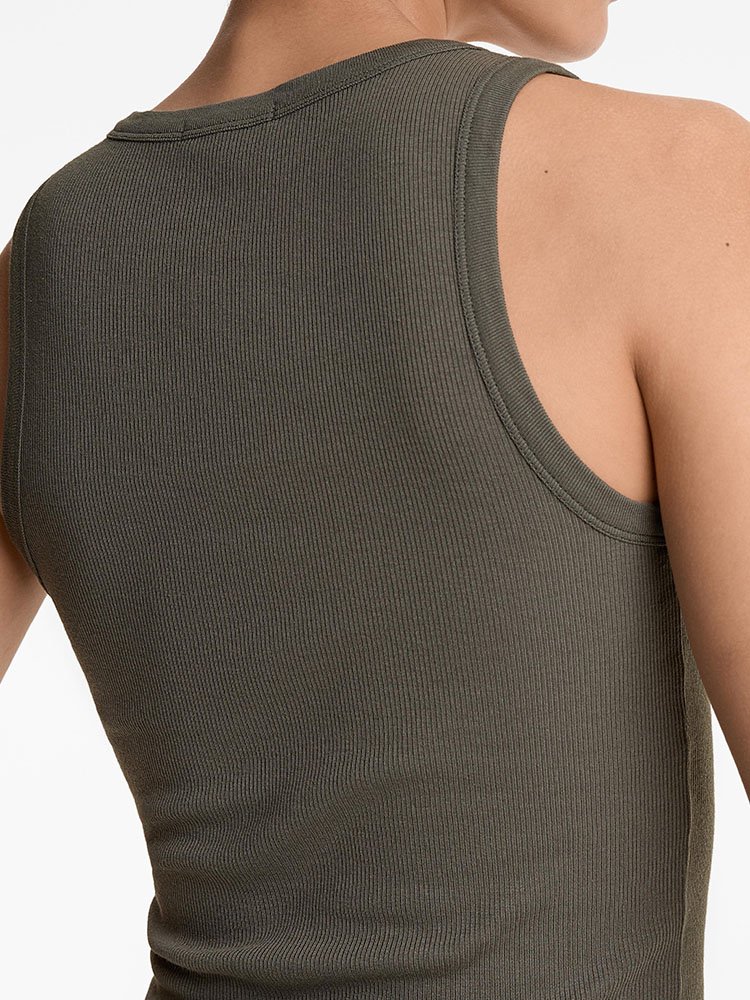oysho-tank-top-620766255-3.jpg