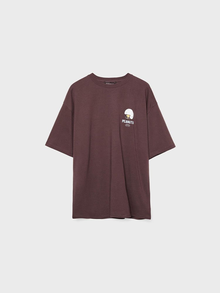 stradivarius-camiseta-peanuts-02743652400-5.jpg