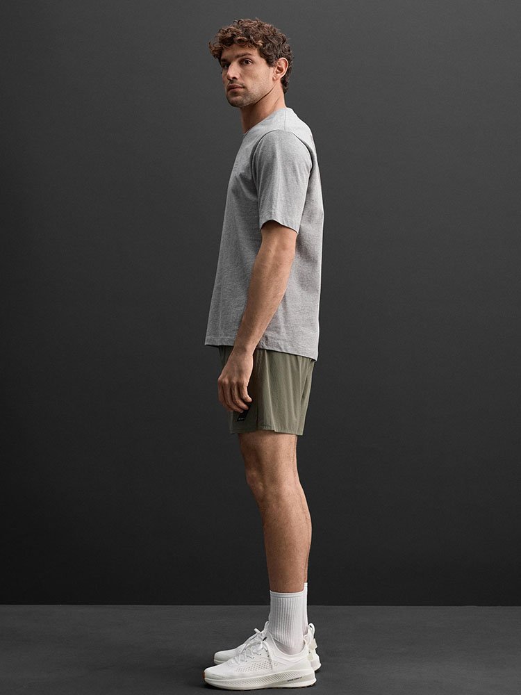 zara-camiseta-grafico-0679:318:803-gris-4.jpg