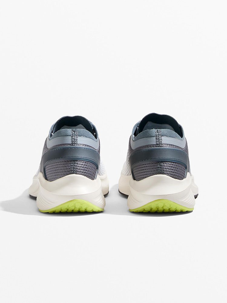 oysho-running-shoes-1135:580:009-4.jpg