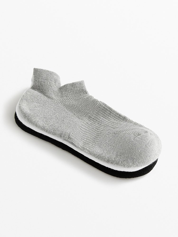 oysho-calcetines-lengueta-1382:490:814-6.jpg