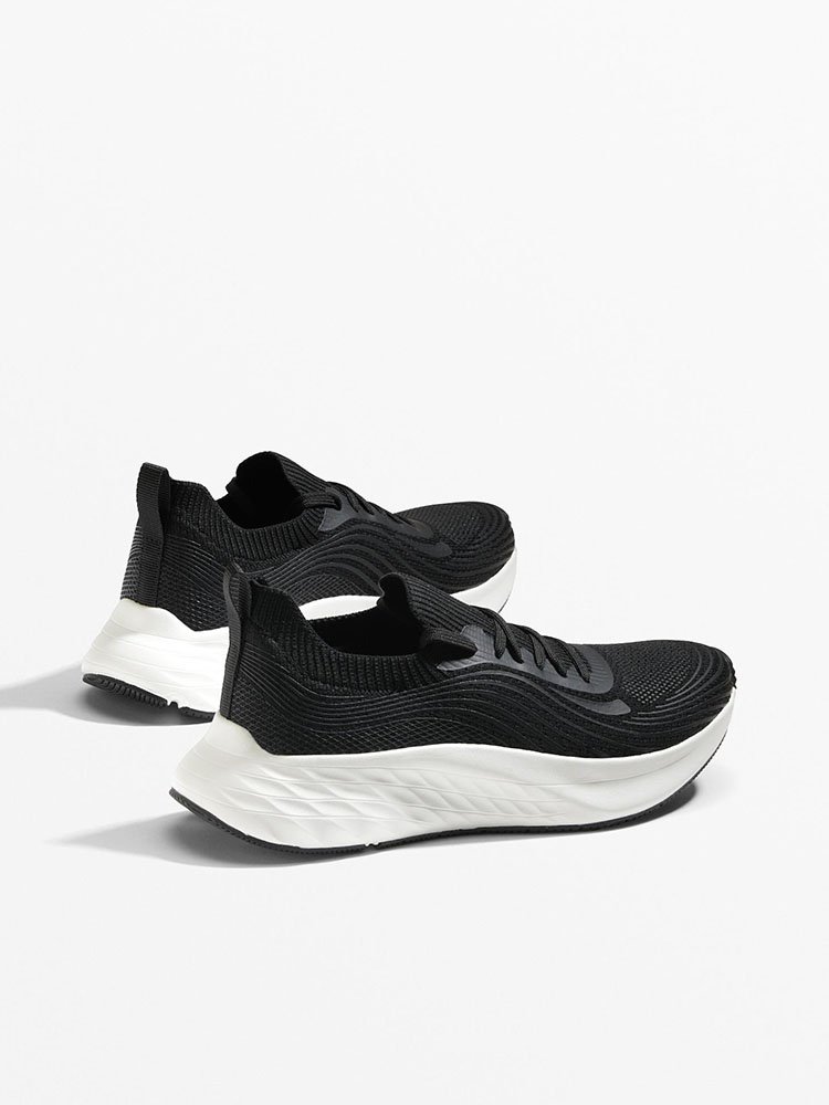 oysho-multiuse-shoes-1100:180:040-5.jpg