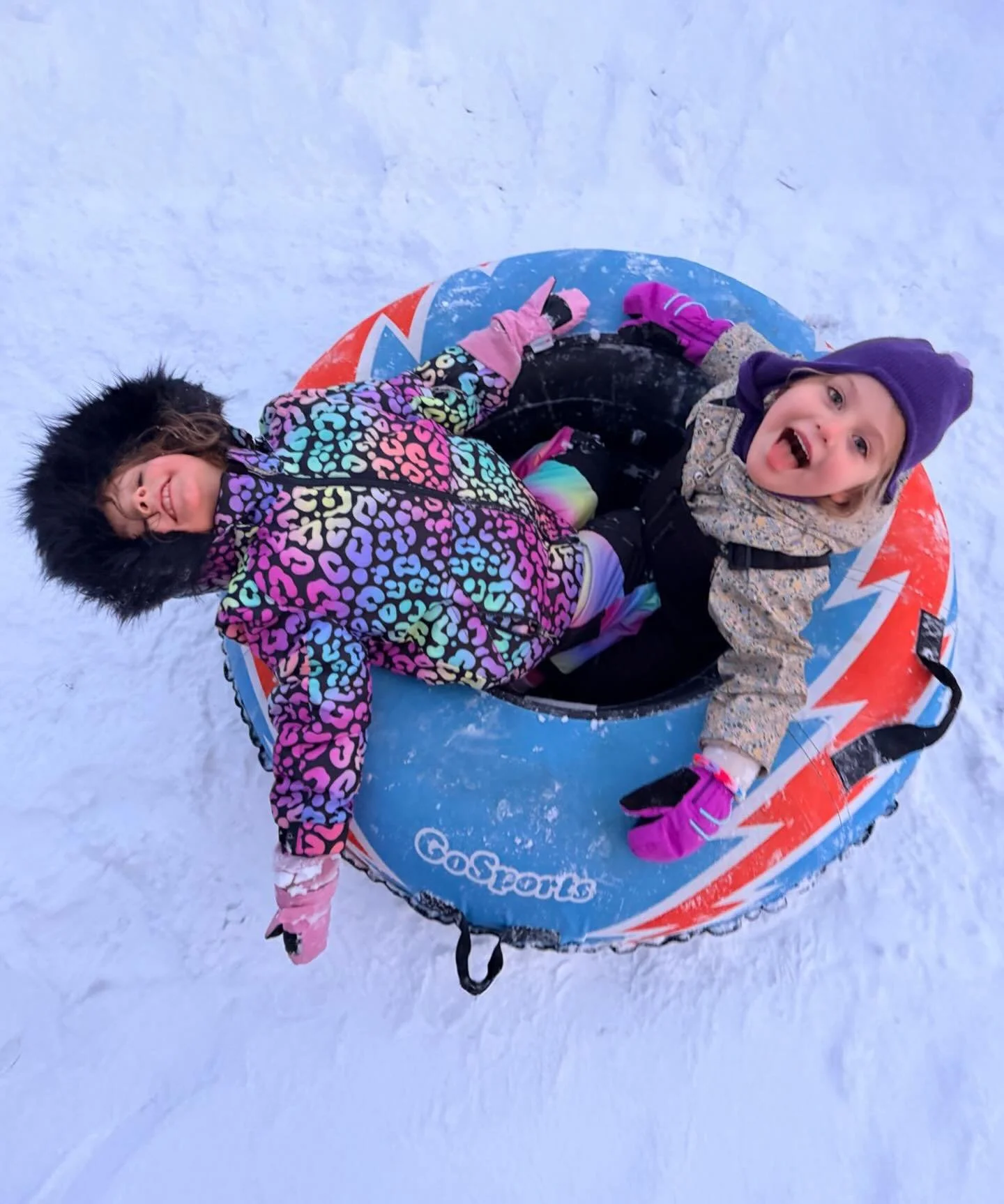 A brief timeout during the Curiouser winter games. 📷 @lindsee.silverstein