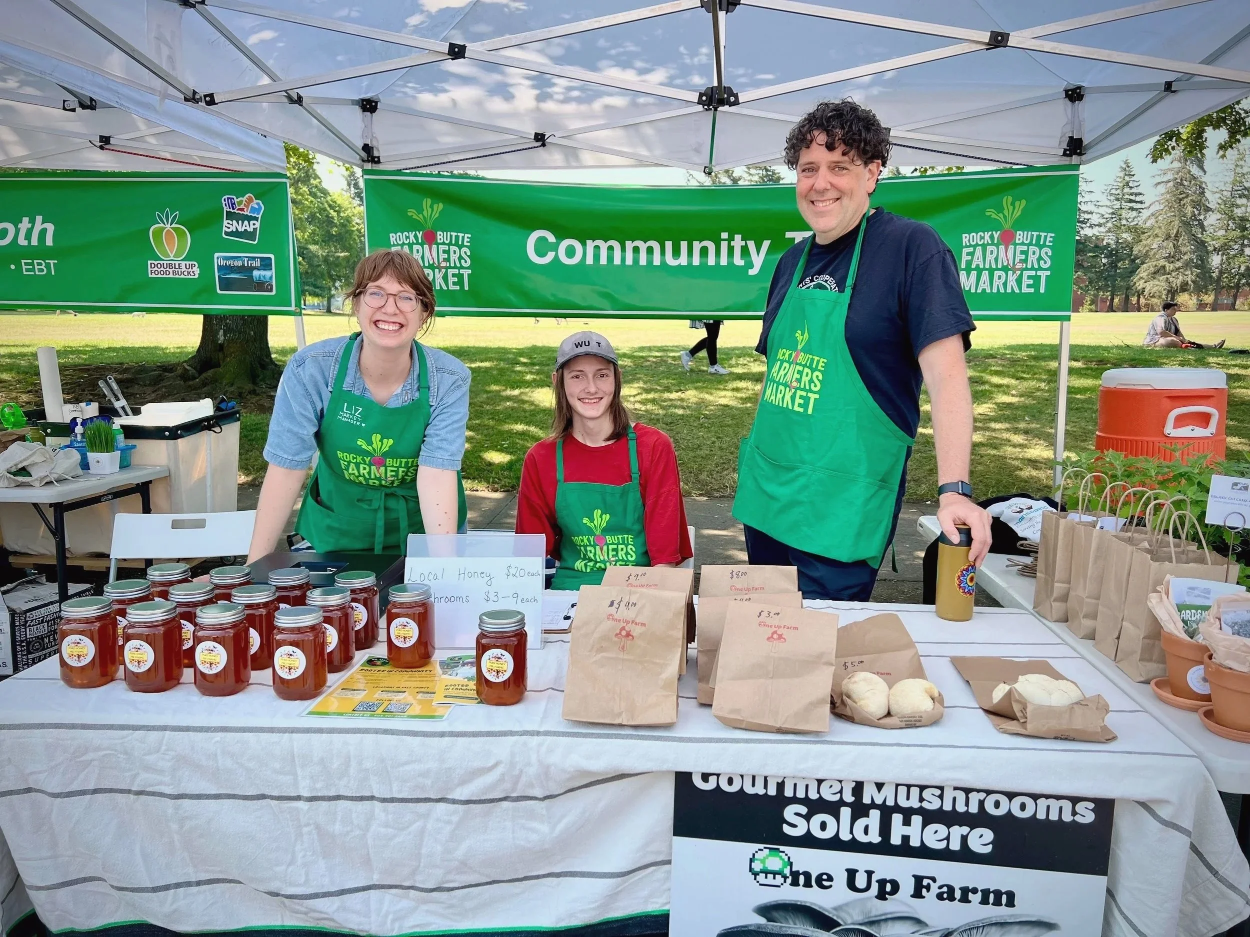 Community Table — Rocky Butte Farmers Market