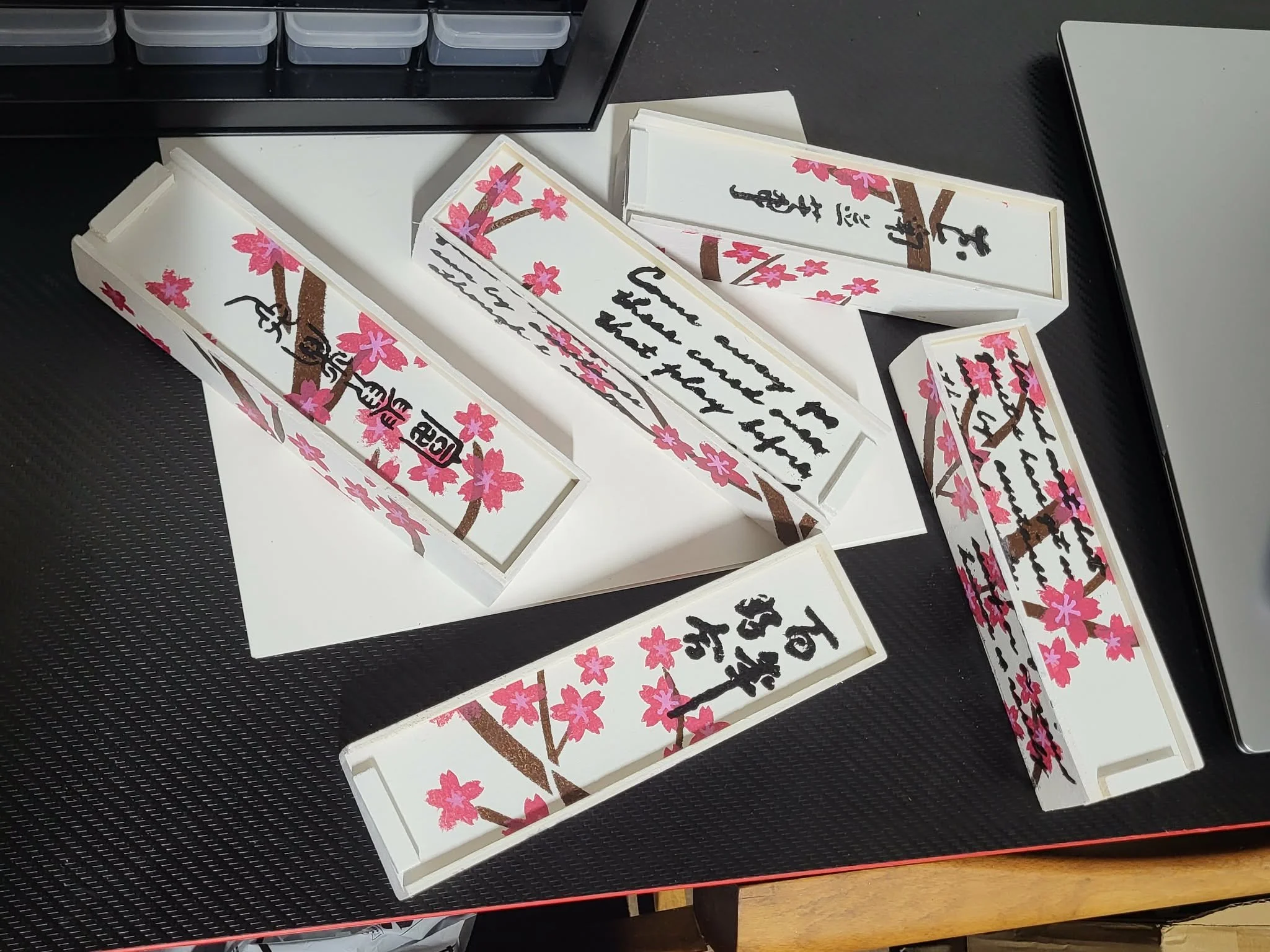 caligraphy boxes.jfif