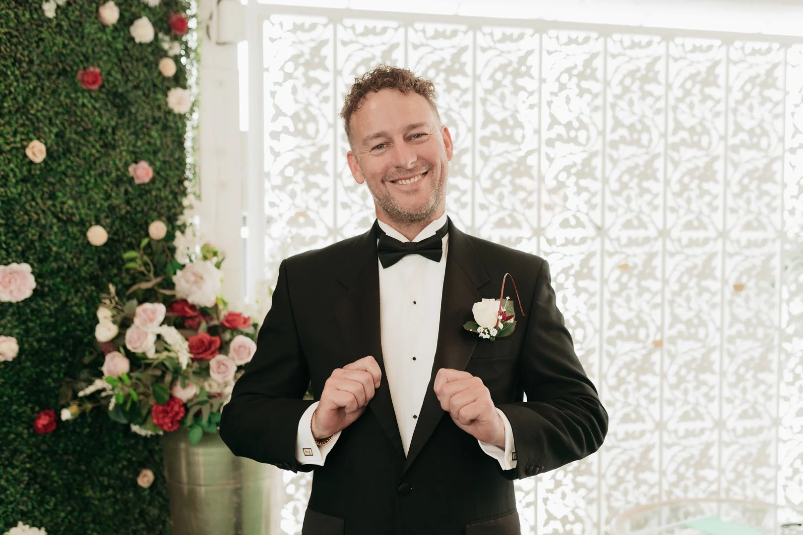 Vegas Elopement Low Res-15.jpg