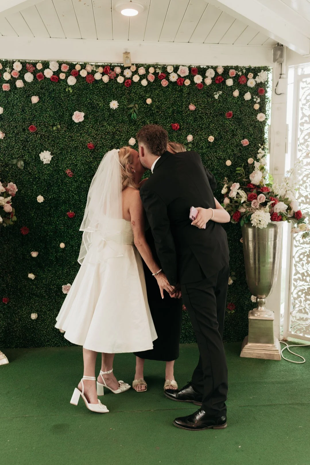 Vegas Elopement Low Res-60.jpg