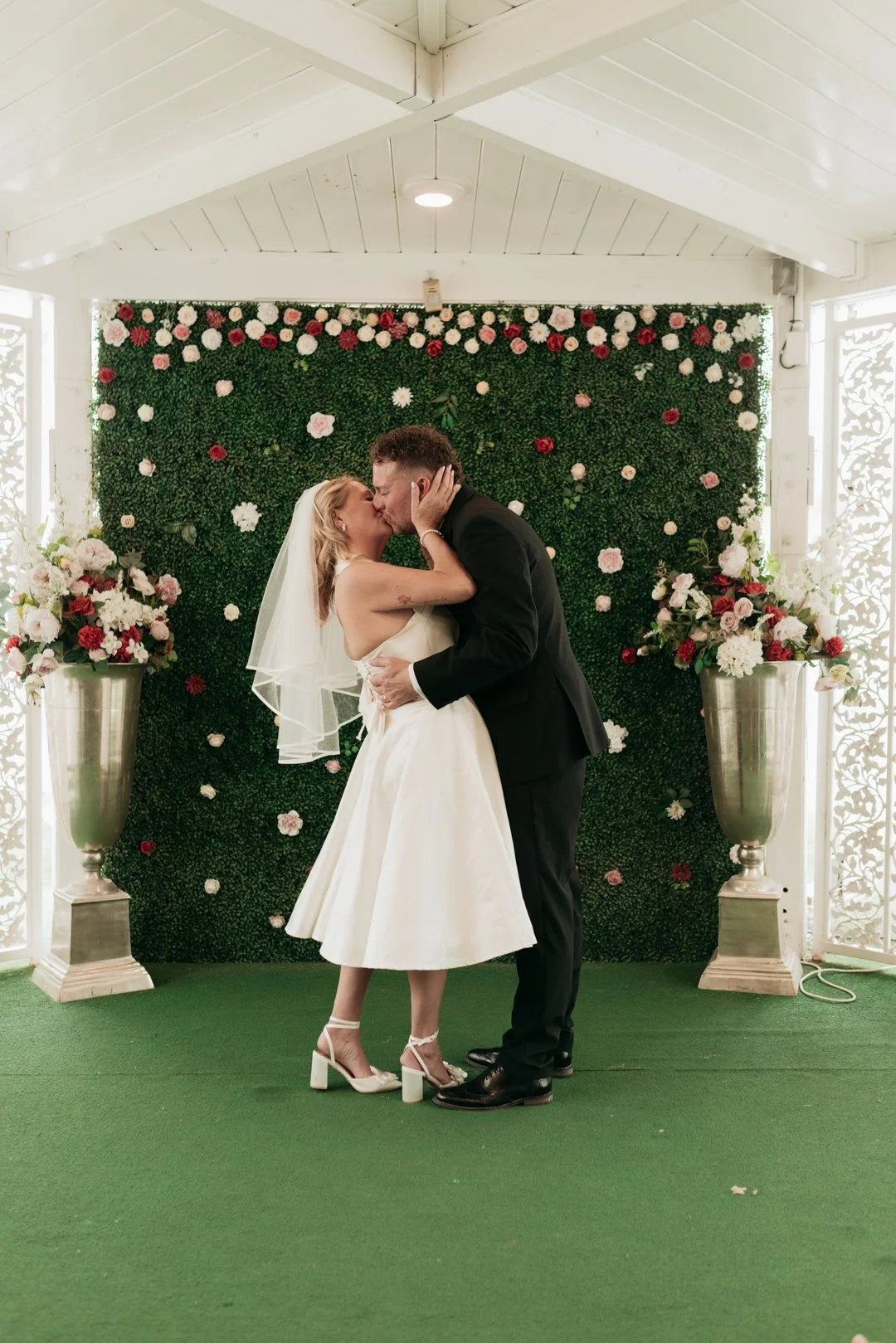 Vegas Elopement Low Res-62.jpg