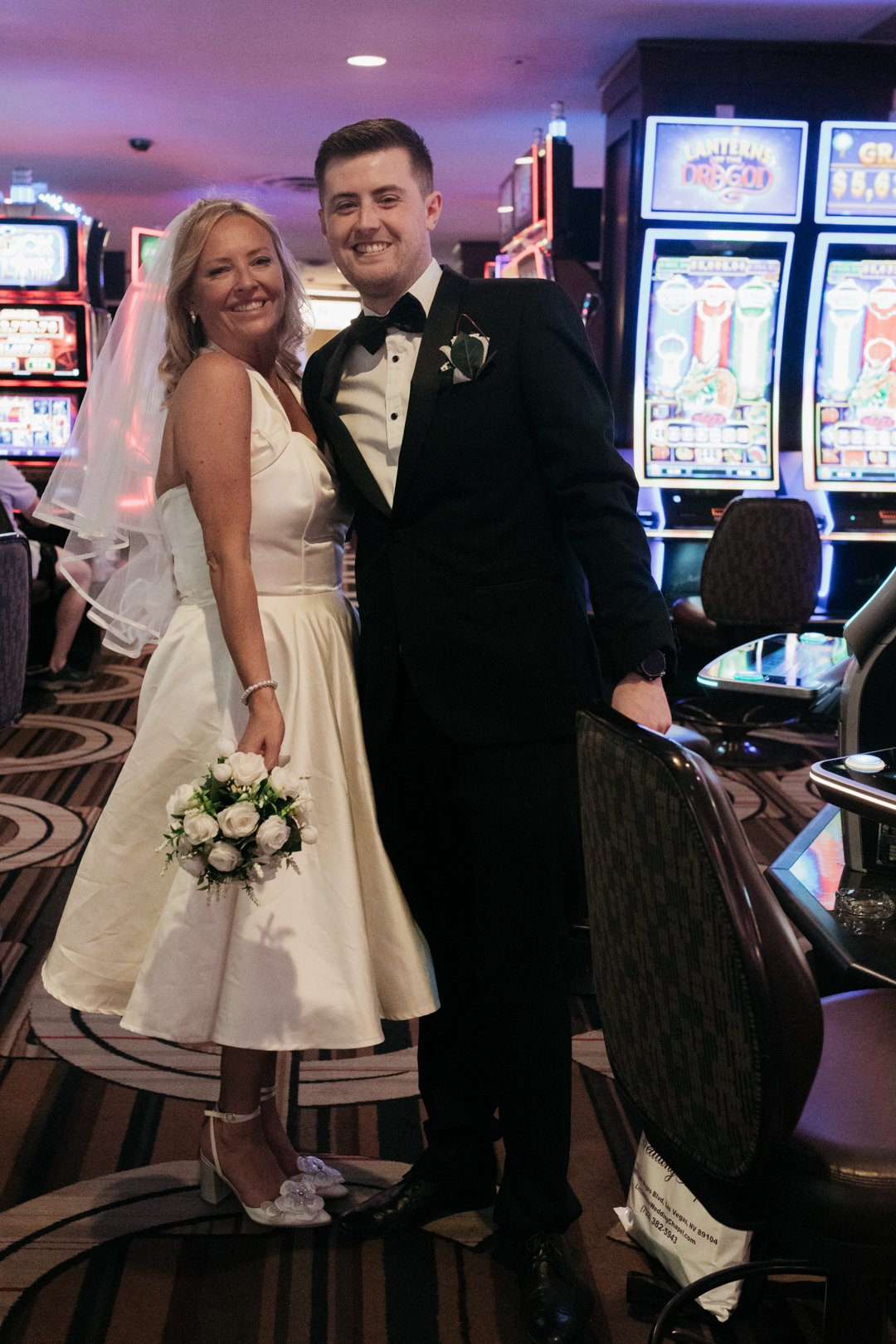 Vegas Elopement Low Res-110.jpg