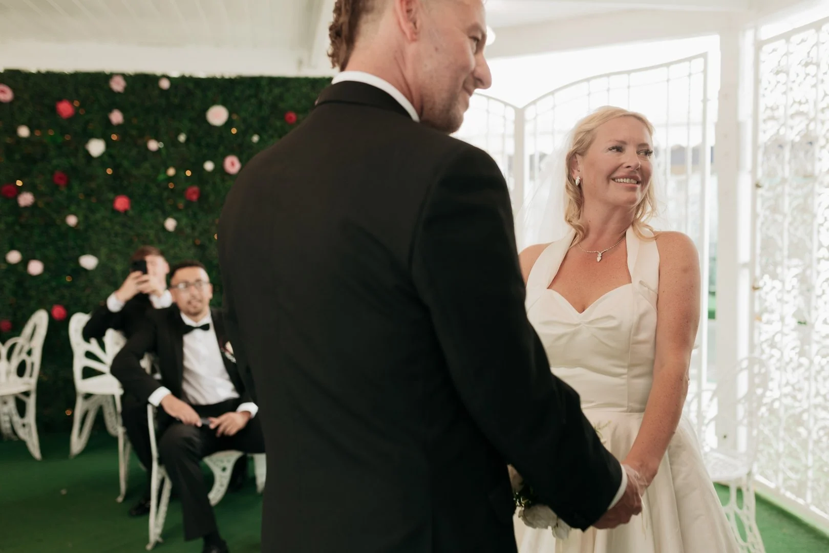 Vegas Elopement Low Res-29.jpg