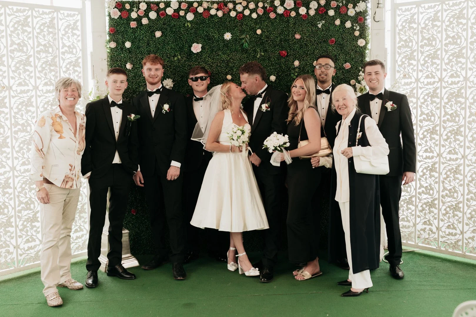 Vegas Elopement Low Res-67.jpg