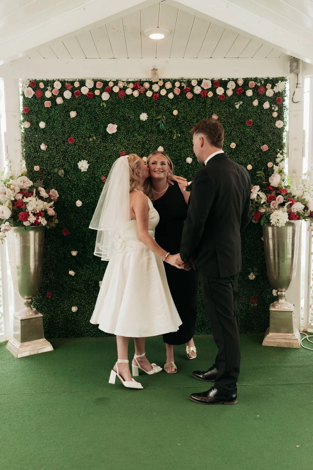 Vegas Elopement Low Res-61.jpg