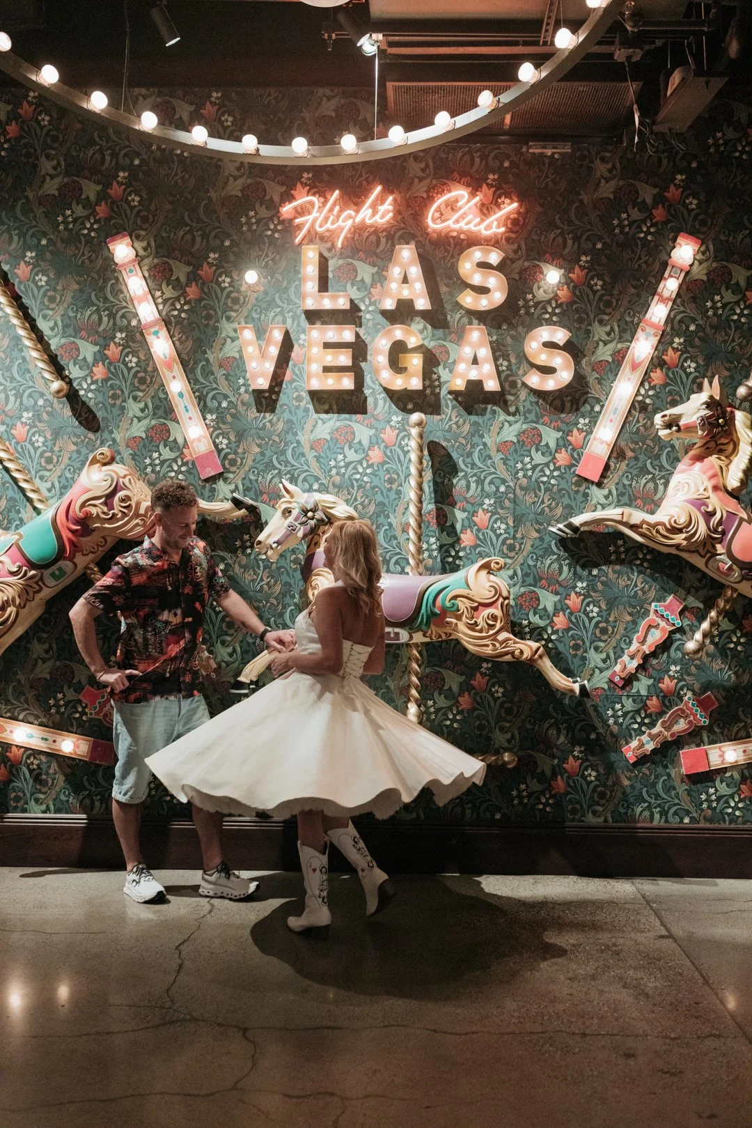 Vegas Elopement Low Res-133.jpg