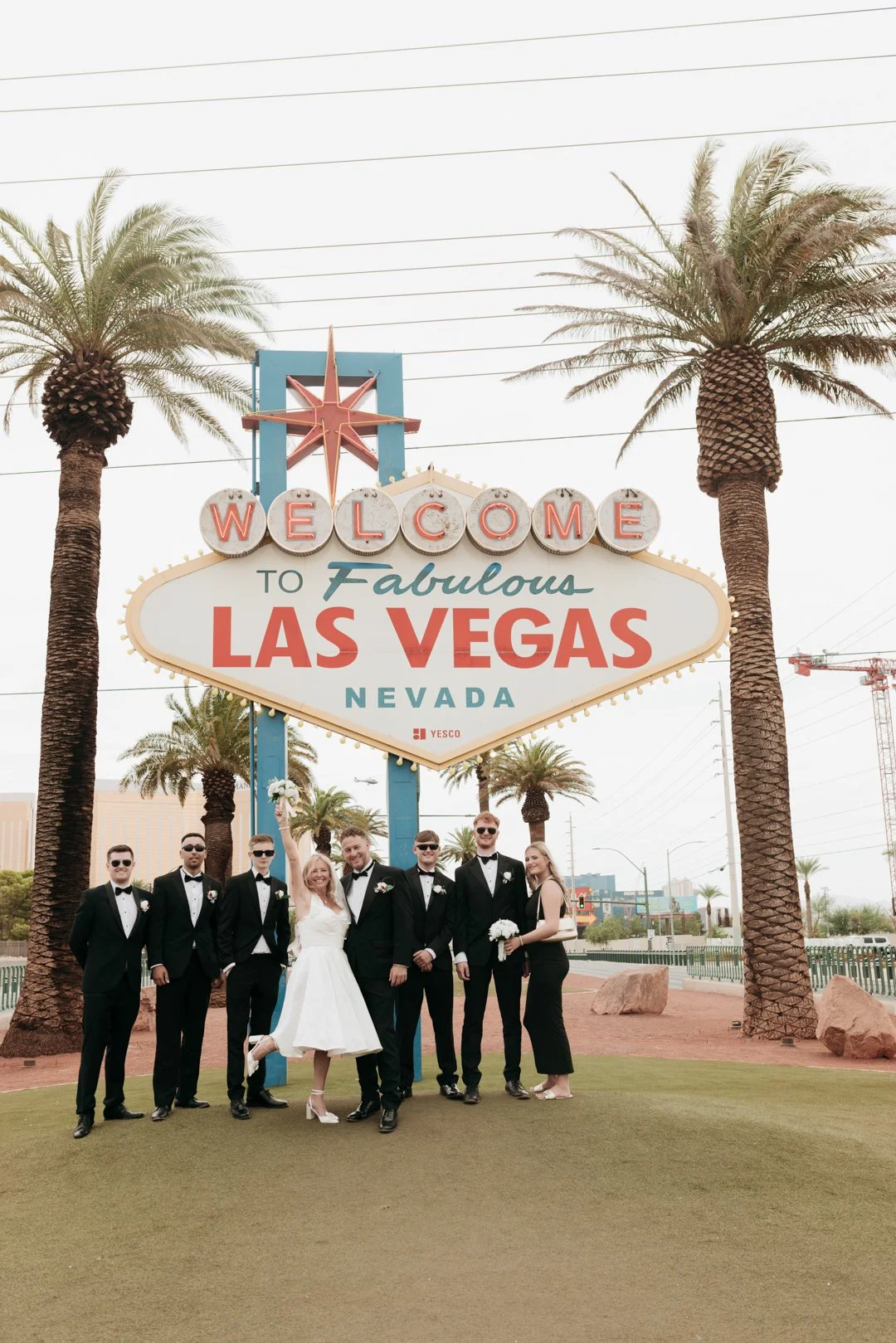 Vegas Elopement Low Res-104.jpg